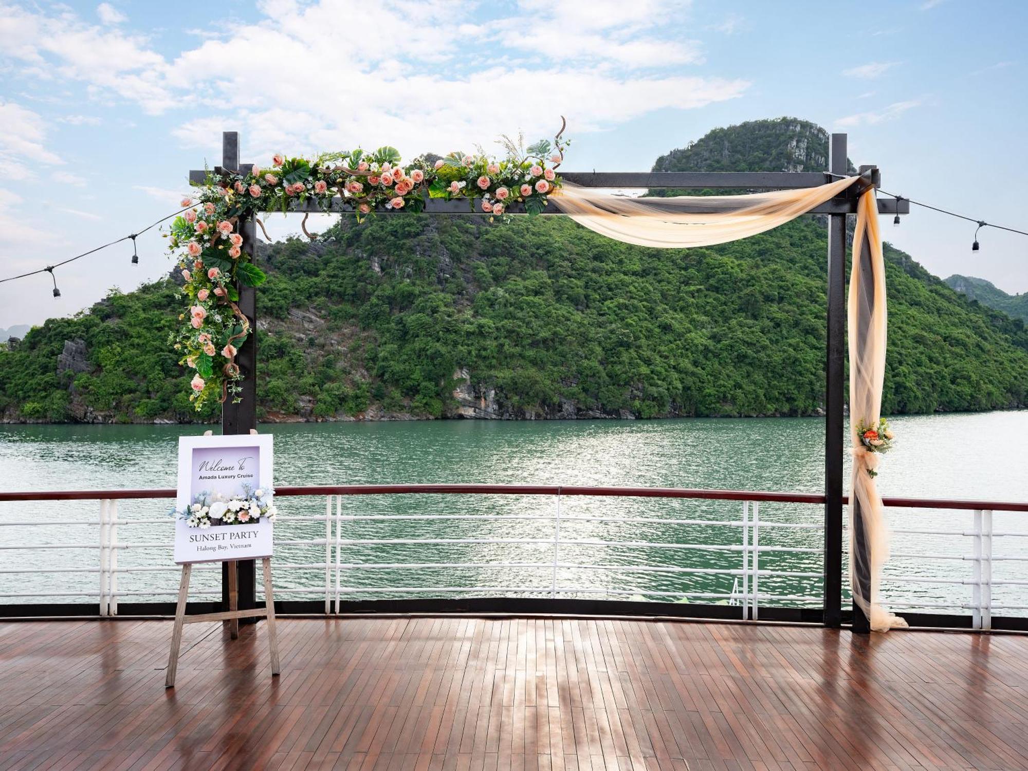 Amanda Luxury Cruise Hotel Ha Long Exterior foto